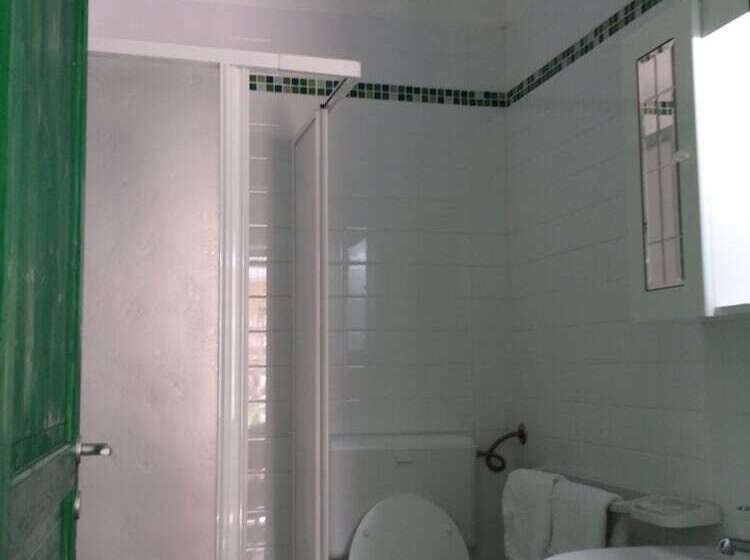 تختخواب و صبحانه Villa Felice
