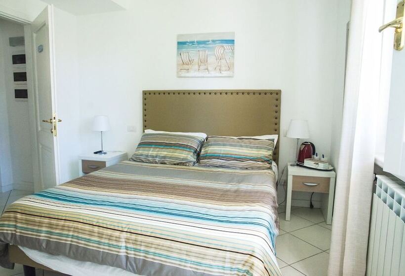 مبيت وإفطار Le Camere Del Soleado