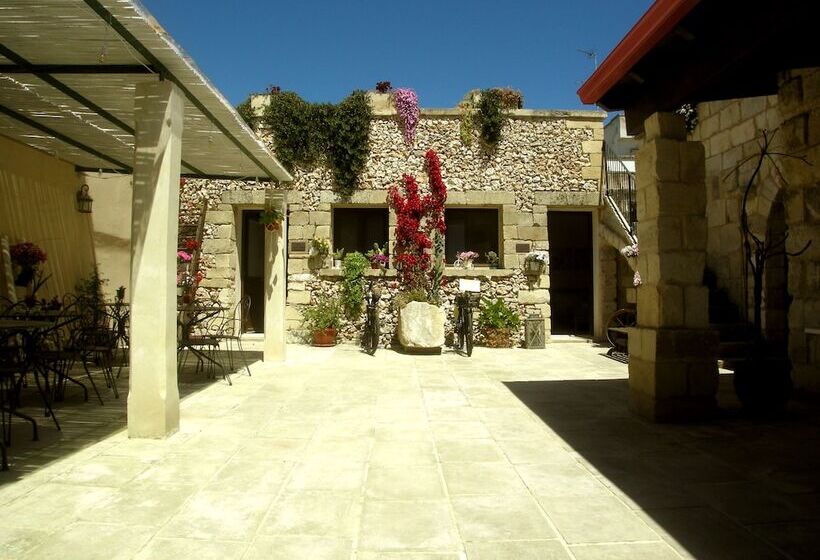 تختخواب و صبحانه Salento Ada S House