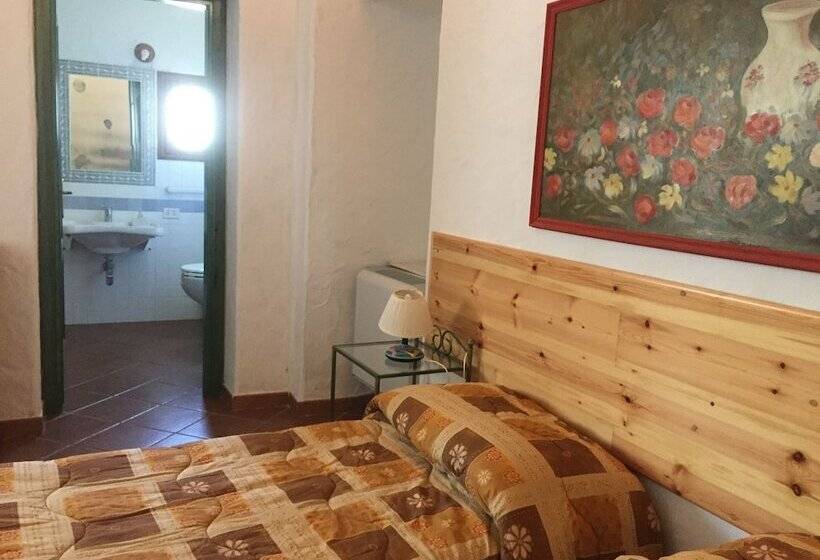 تختخواب و صبحانه Villa Sos Pisches