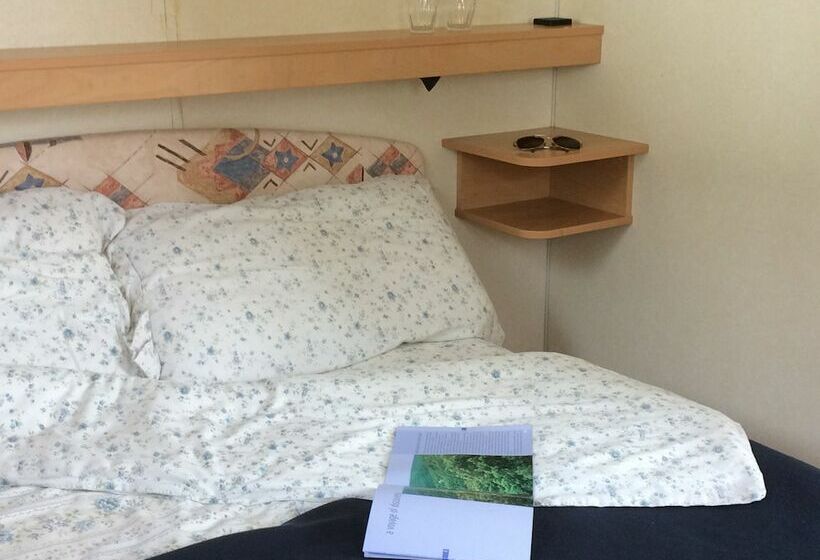 فندق Camping Le Soline