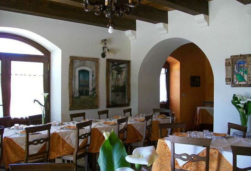 فندق ريفى Agriturismo La Palazza