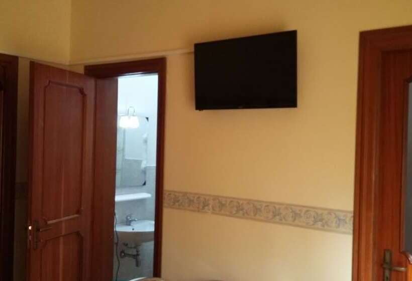 Nocleg ze śniadaniem Leopardi