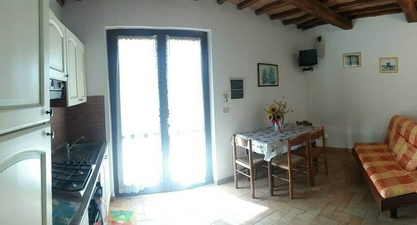 فندق ريفى Agriturismo Serratone