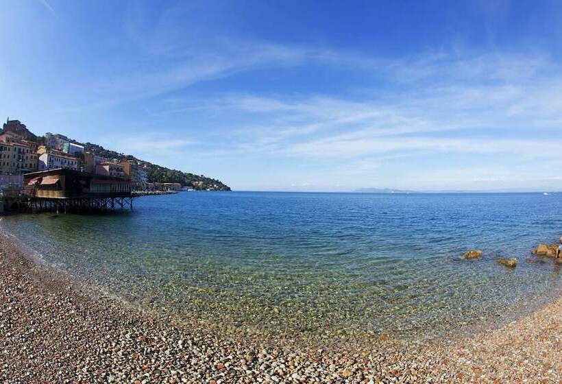 فندق Yatch Suite Porto Santo Stefano