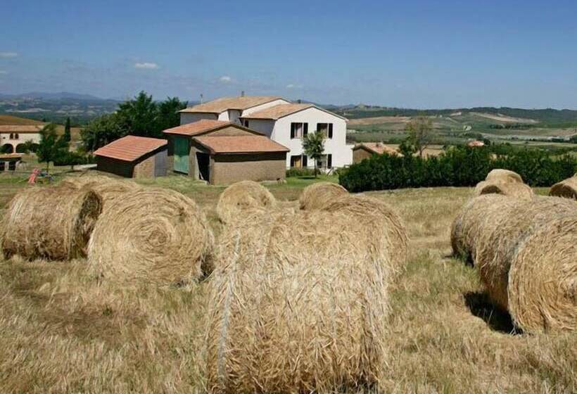 فندق ريفى Azienda Agricola Parmoleto