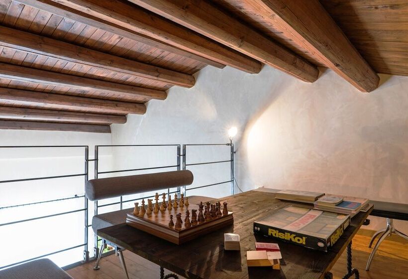تختخواب و صبحانه Casa Miqvà   Rooms In Shared Apartment
