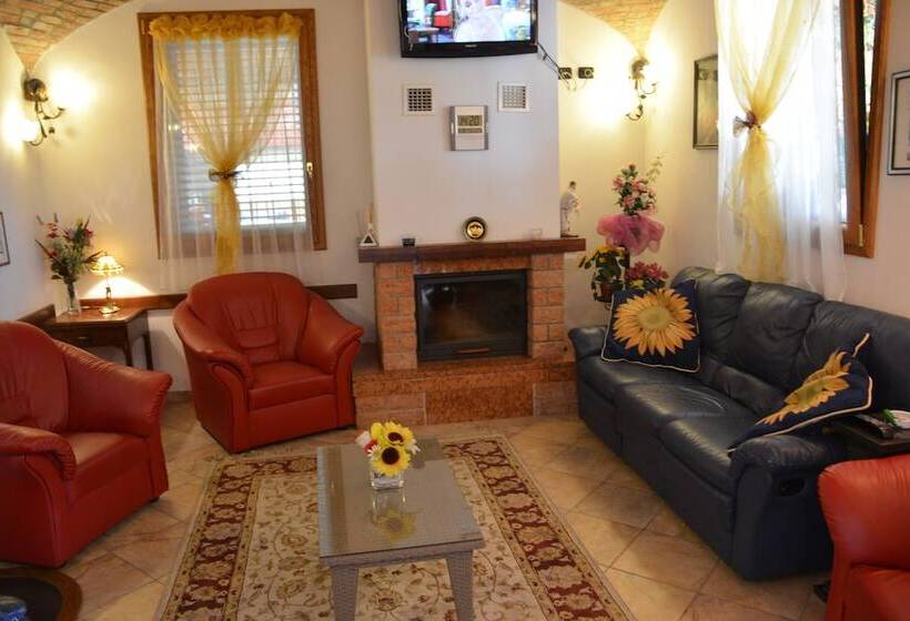 فندق فئة نجمة واحدة Gran Parco