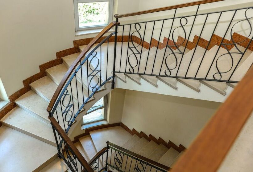 여관 Villa Cagnola