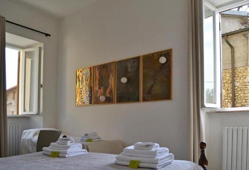 B&b Freemocco