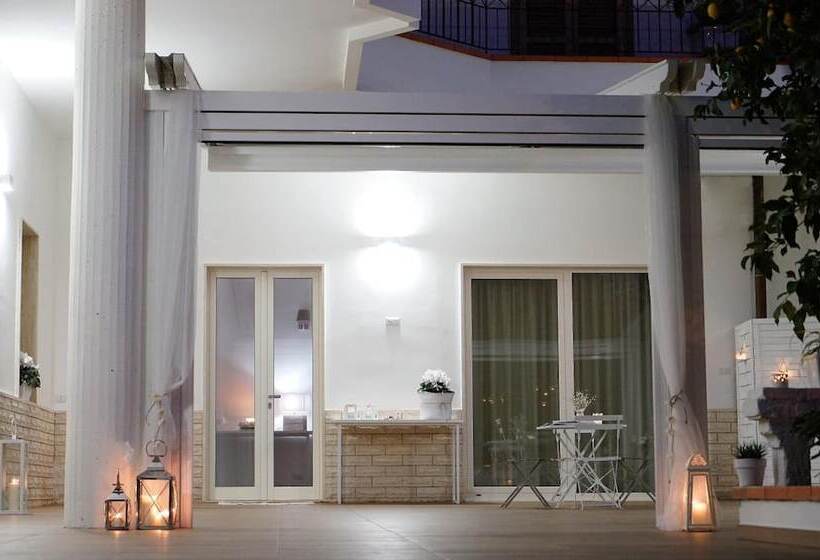 Femily B&b Bed And Breakfast Di Puglia In   Bari