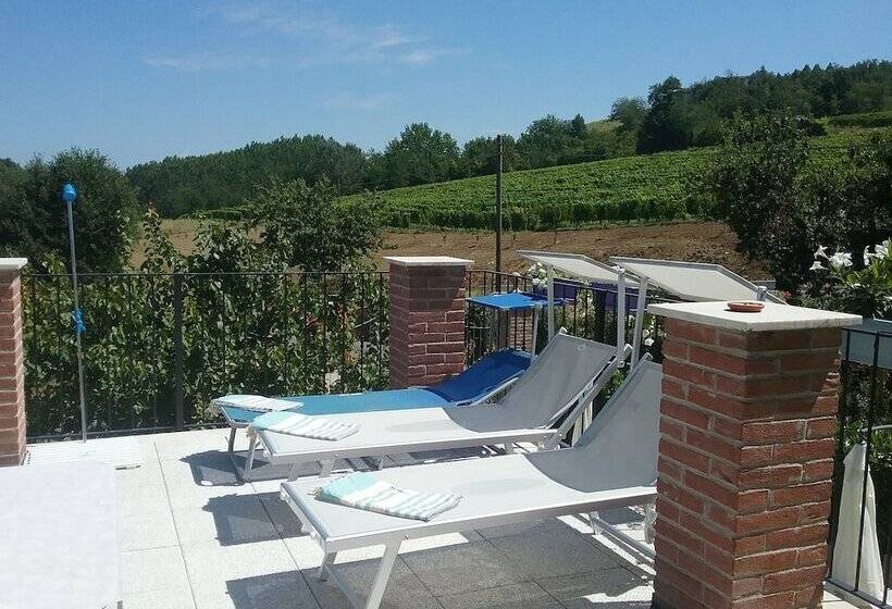 Bed and Breakfast La Terrazza Del Barbaresco