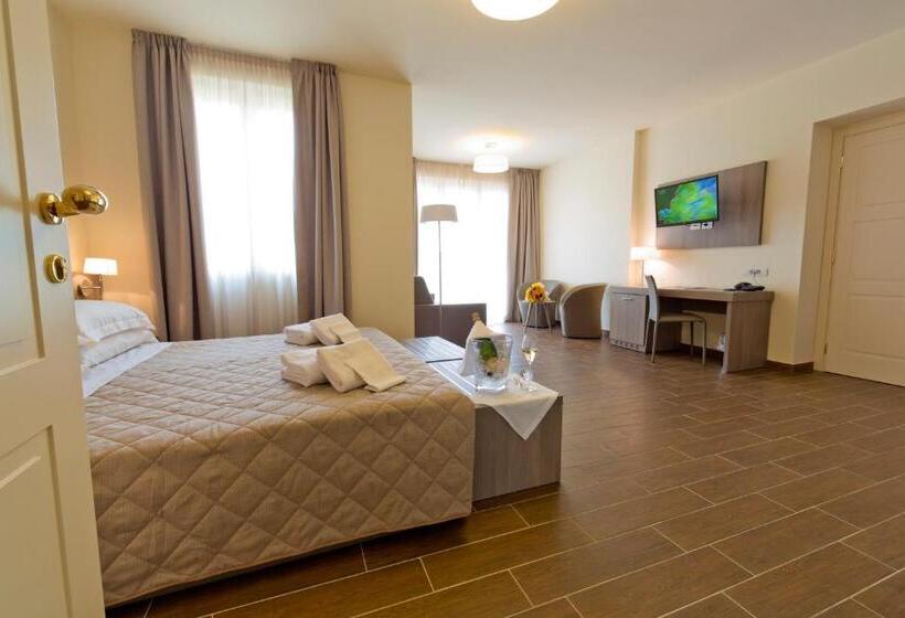 여관 Villa Carolina Resort