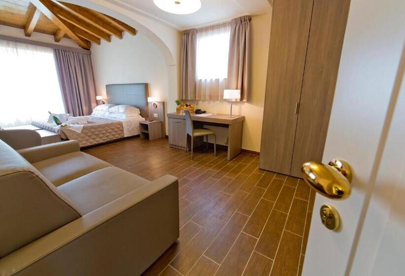 여관 Villa Carolina Resort