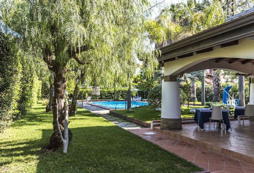 مسافرخانه Villa Giò B&b De Charme