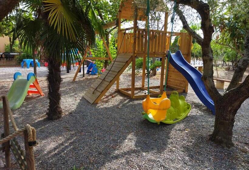 فندق ريفى Azienda Agrituristica Le Betulle