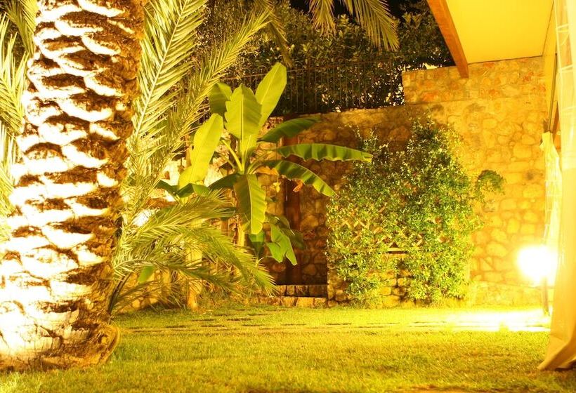 استراحتگاه Villaggio Garden Park