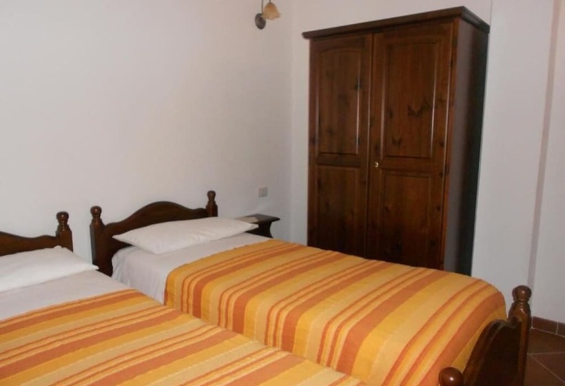 ホテル Agriturismo Alba Chiara