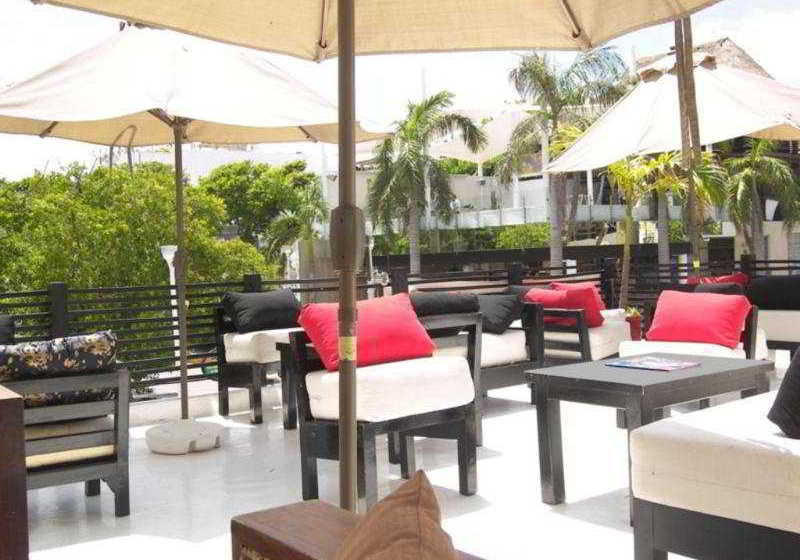 Fotos del hotel Partyholic:  6