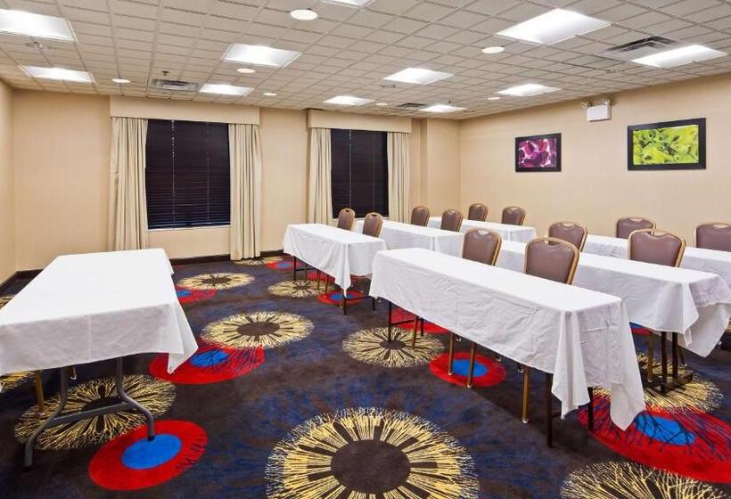 هتل Comfort Inn Saint Paul East