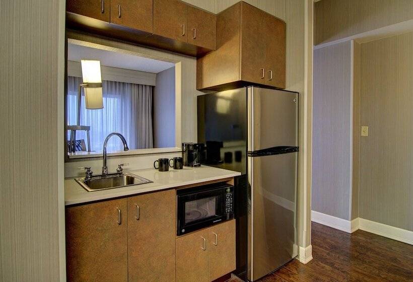 Отель Courtyard By Marriott Tysons Mclean