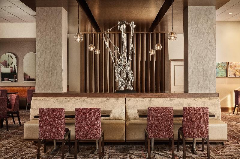 هتل Crowne Plaza Dallas Love Field   Med Area, An Ihg