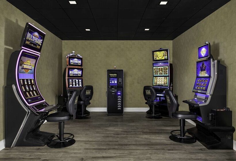 هتل Doubletree By Hilton Chicago O Hare Airport  Rosemont