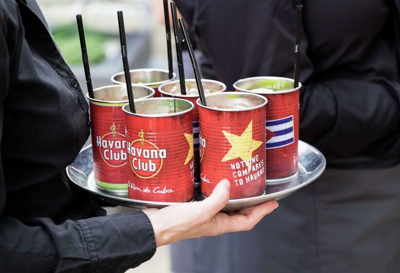 هتل Doubletree By Hilton  London  Docklands Riverside