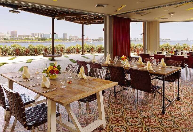 酒店 Maya   A Doubletree By Hilton