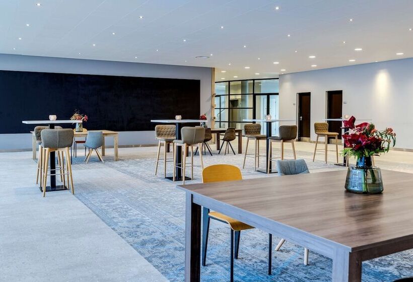 בית מלון כפרי NH Noordwijk Conference Centre Leeuwenhorst