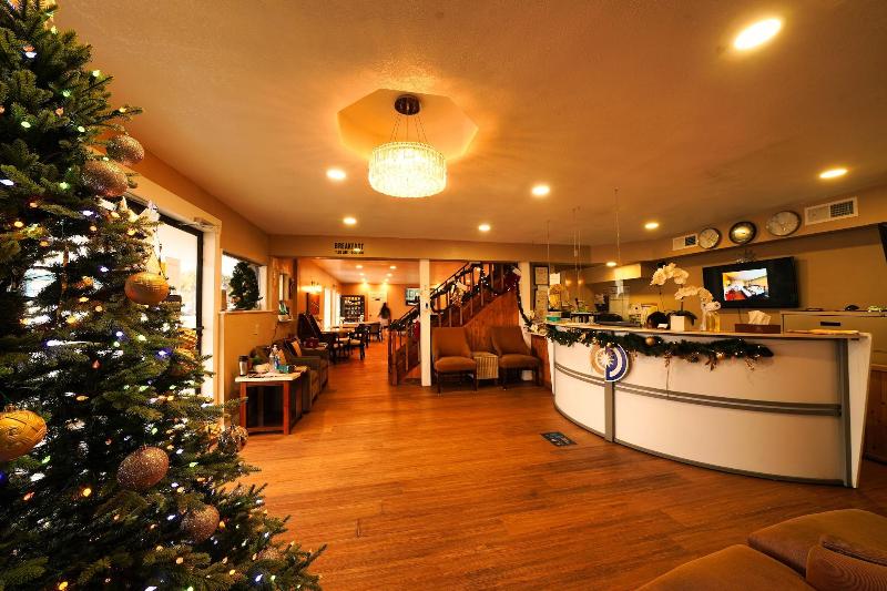 בית מלון כפרי Sandals Inn