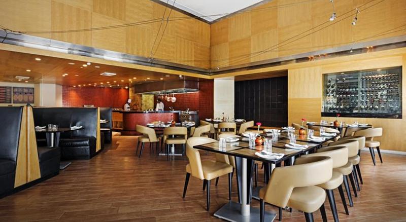 هتل The Park Chennai