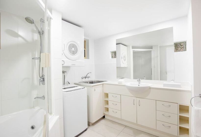 استراحتگاه Mantra French Quarter Noosa