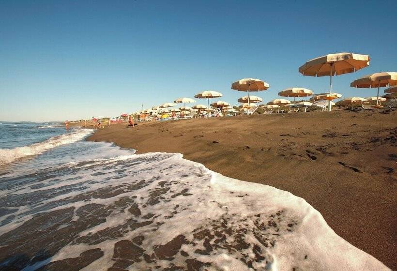 ホテル Gitavillage Club Degli Amici