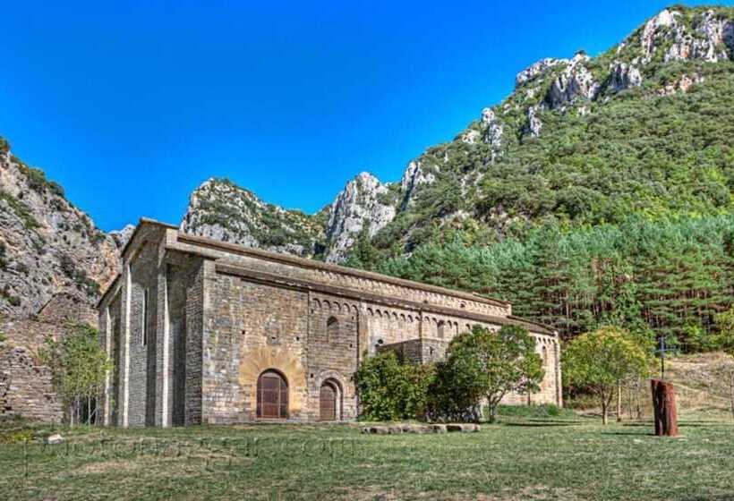 Отель Boutique Bodegas De Arnes   Adults Only
