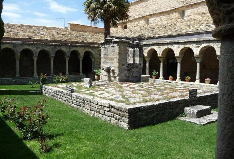 Отель Boutique Bodegas De Arnes   Adults Only