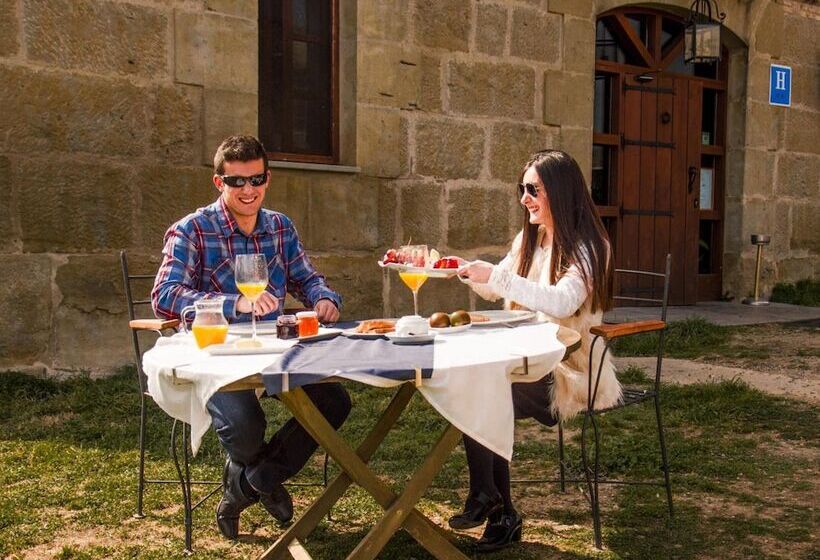 Отель Boutique Bodegas De Arnes   Adults Only