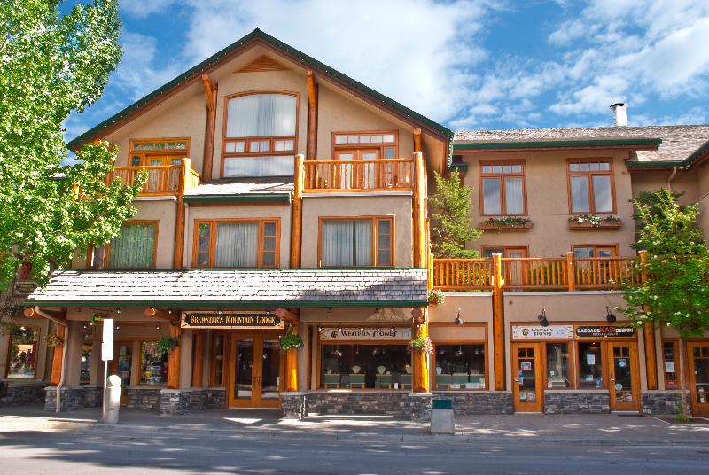 هتل Brewster Mountain Lodge