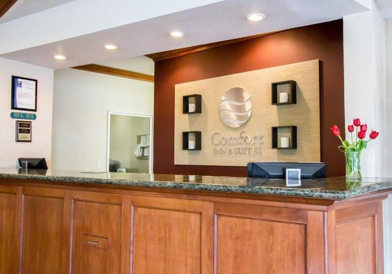 בית מלון כפרי Comfort Inn & Suites Gillette Near Campbell Medical Center