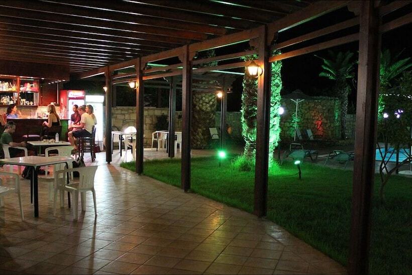 فندق Dimitris Villa