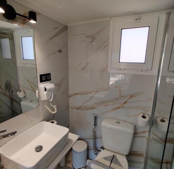 فندق Dimitris Villa