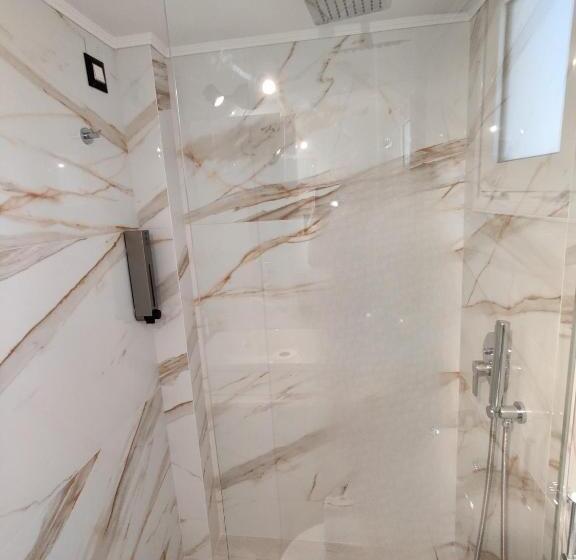 فندق Dimitris Villa