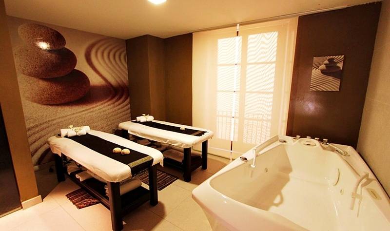 هتل Gran Claustre Restaurant & Spa