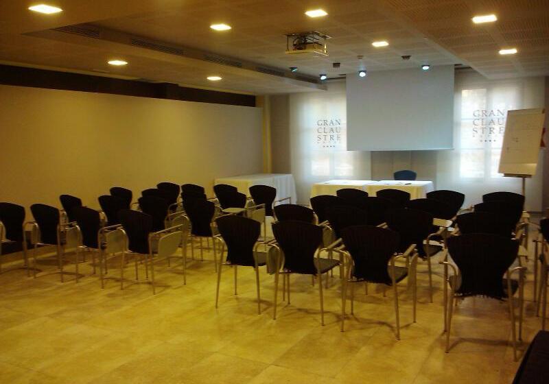 هتل Gran Claustre Restaurant & Spa