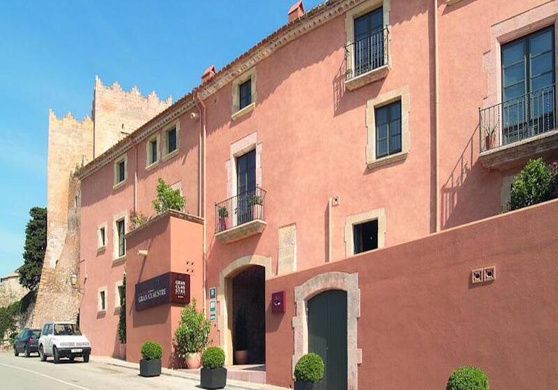 ホテル Gran Claustre Restaurant & Spa