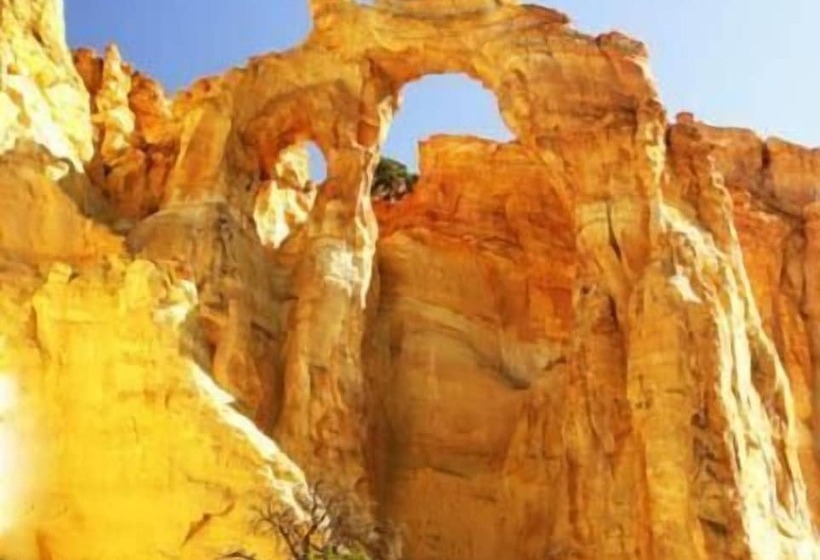 בית מלון כפרי Grand Staircase Inn