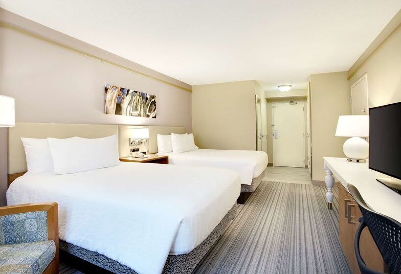 هتل Hilton Garden Inn Saratoga Springs