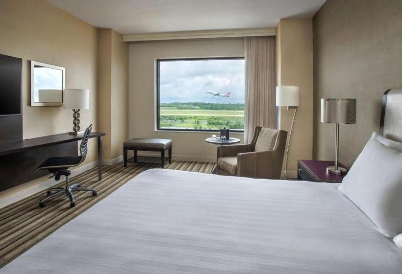 فندق Hyatt Regency Pittsburgh International Airport