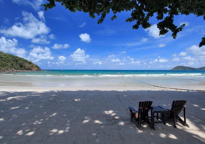 هتل Le Vimarn Cottages & Spa