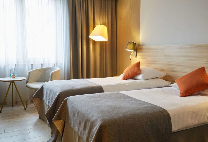 هتل Scandic Wrocław